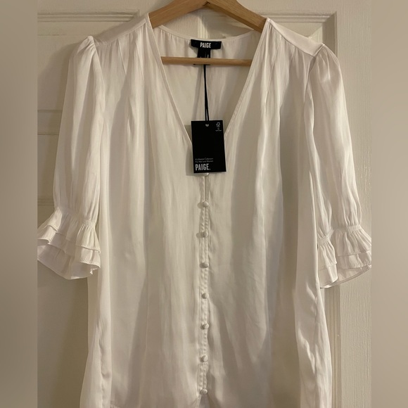 PAIGE Tops - PAIGE classy Carrine white button down top Sz Large fits like a MEDIUM.  NWT.